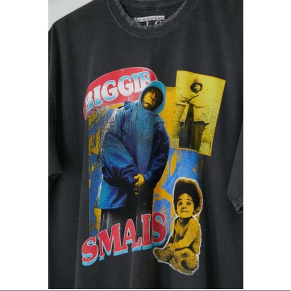 biggie smalls t shirt urban outfitters